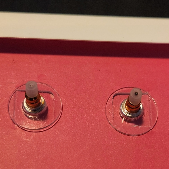 Betsey Johnson Lime Flower Earrings - Picture 4 of 4